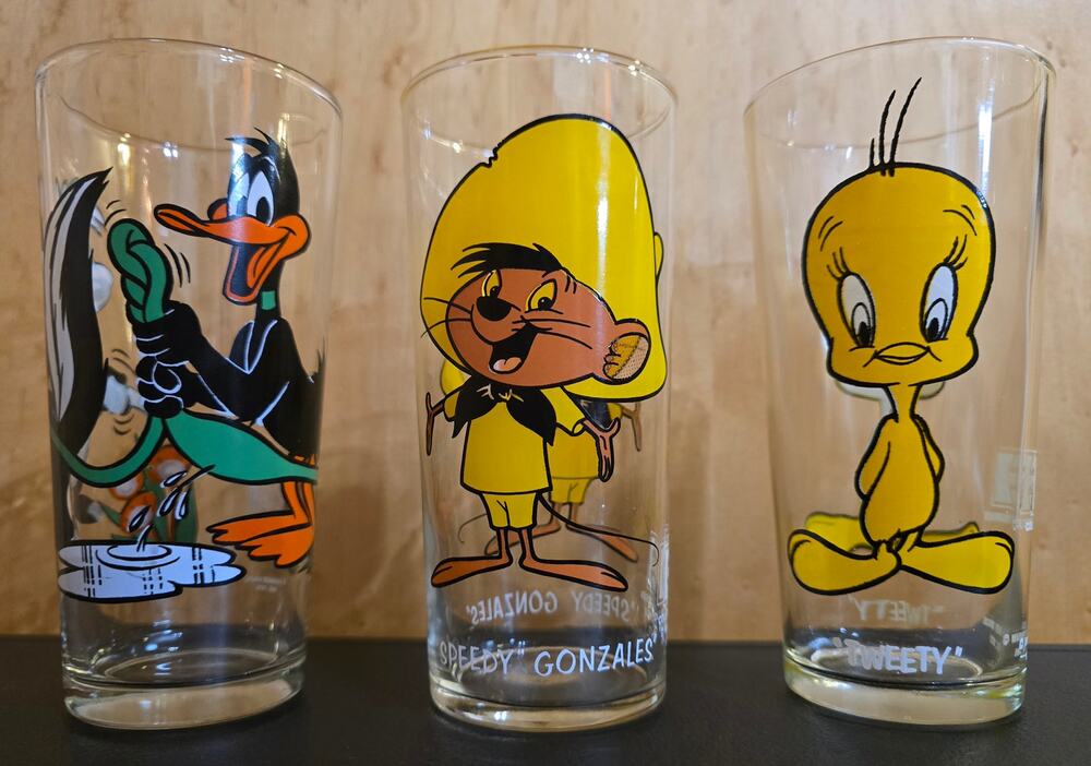 1973 & 1976 Pepsi/Warner Bros. Collector Glasses (Set of 3)